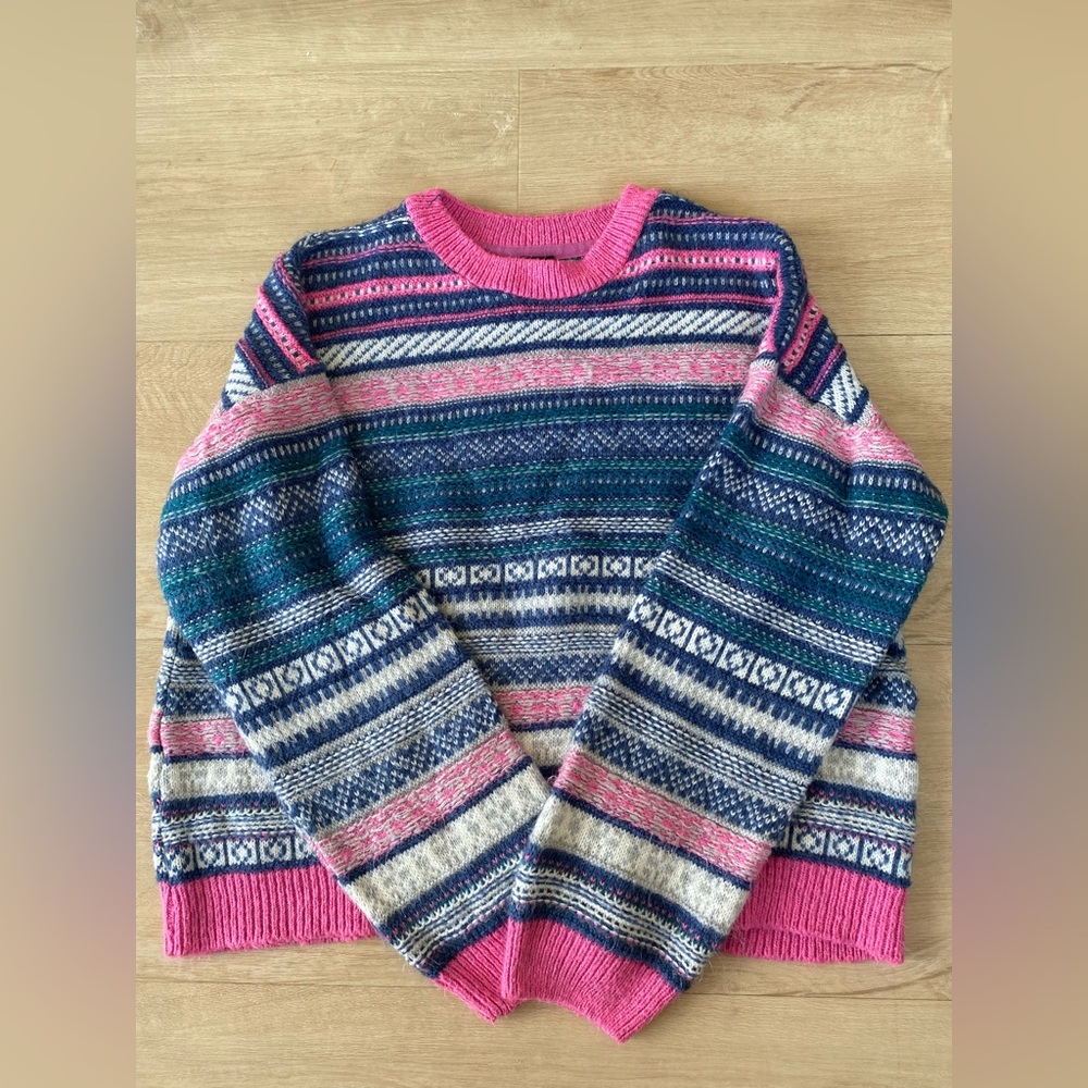 Urban Outfitters Cozy Winter Sweater Size Medium